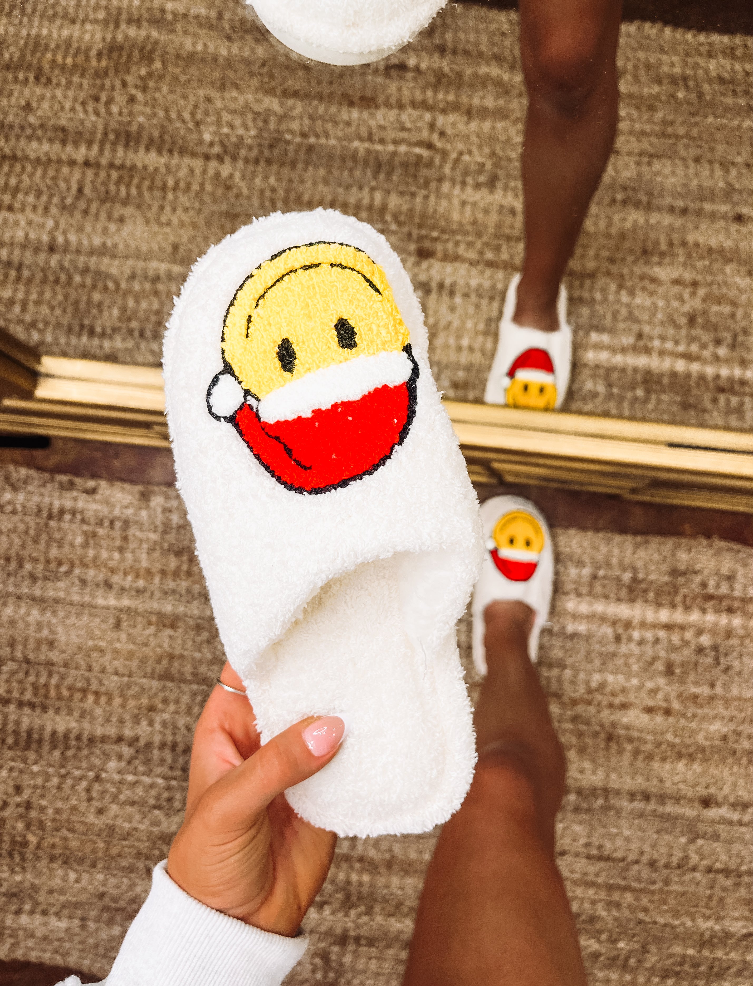 Happyface Santa Cozy Slippers