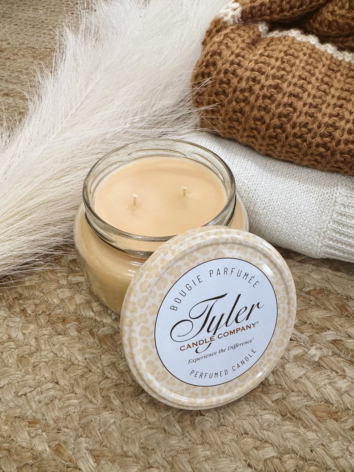 Cinnabuns Tyler Candle - 22oz