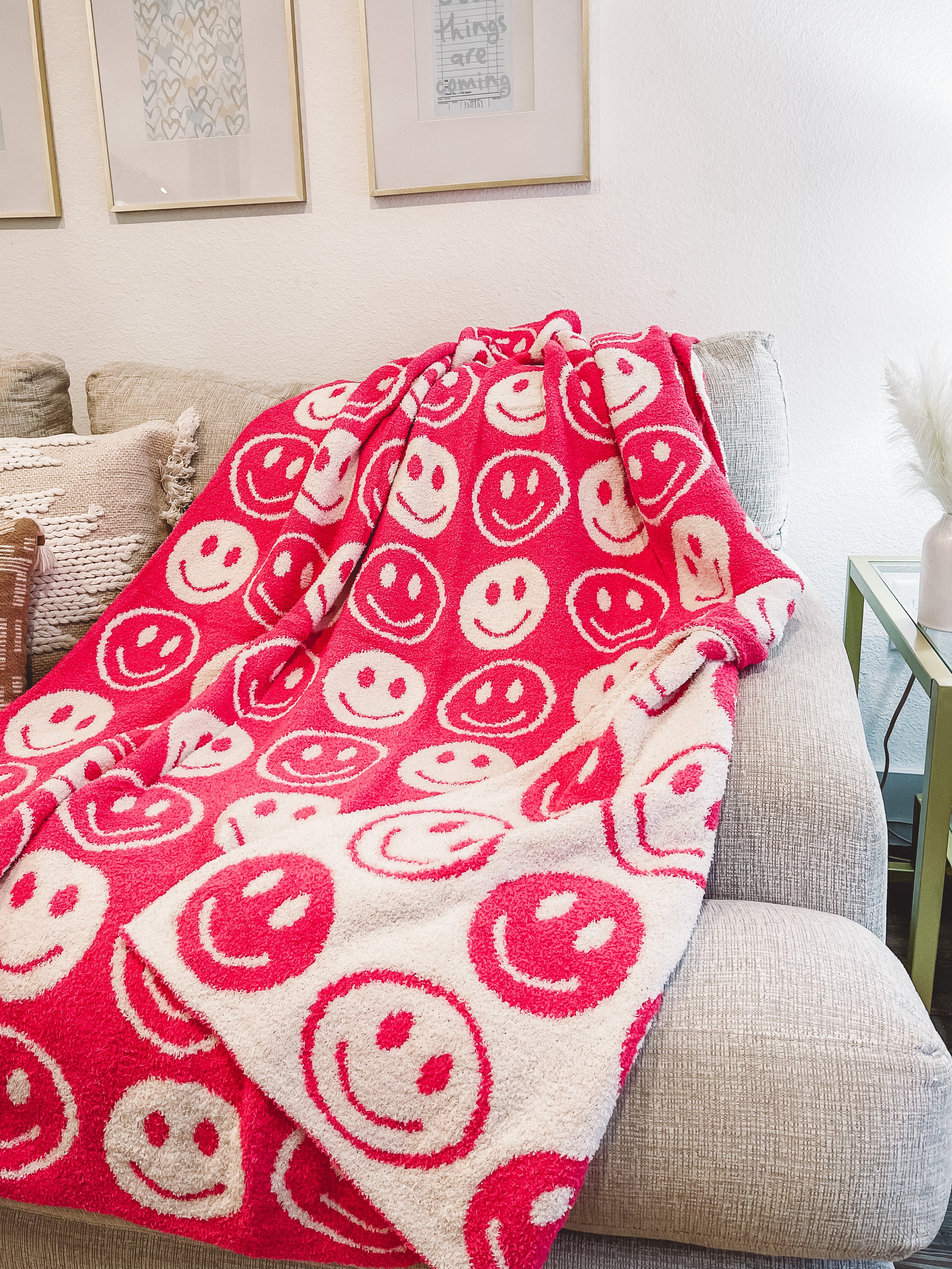 Smiley Face Blanket in Fuchsia