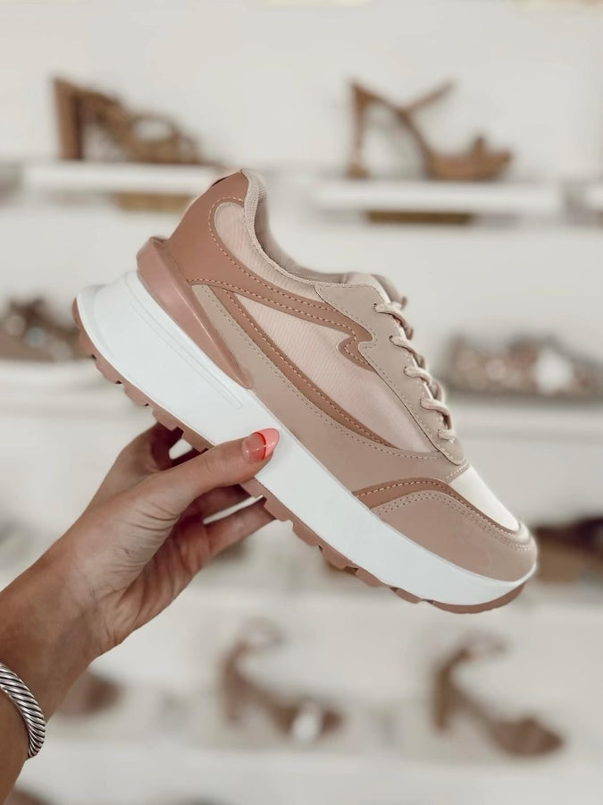 Zia Sneaker