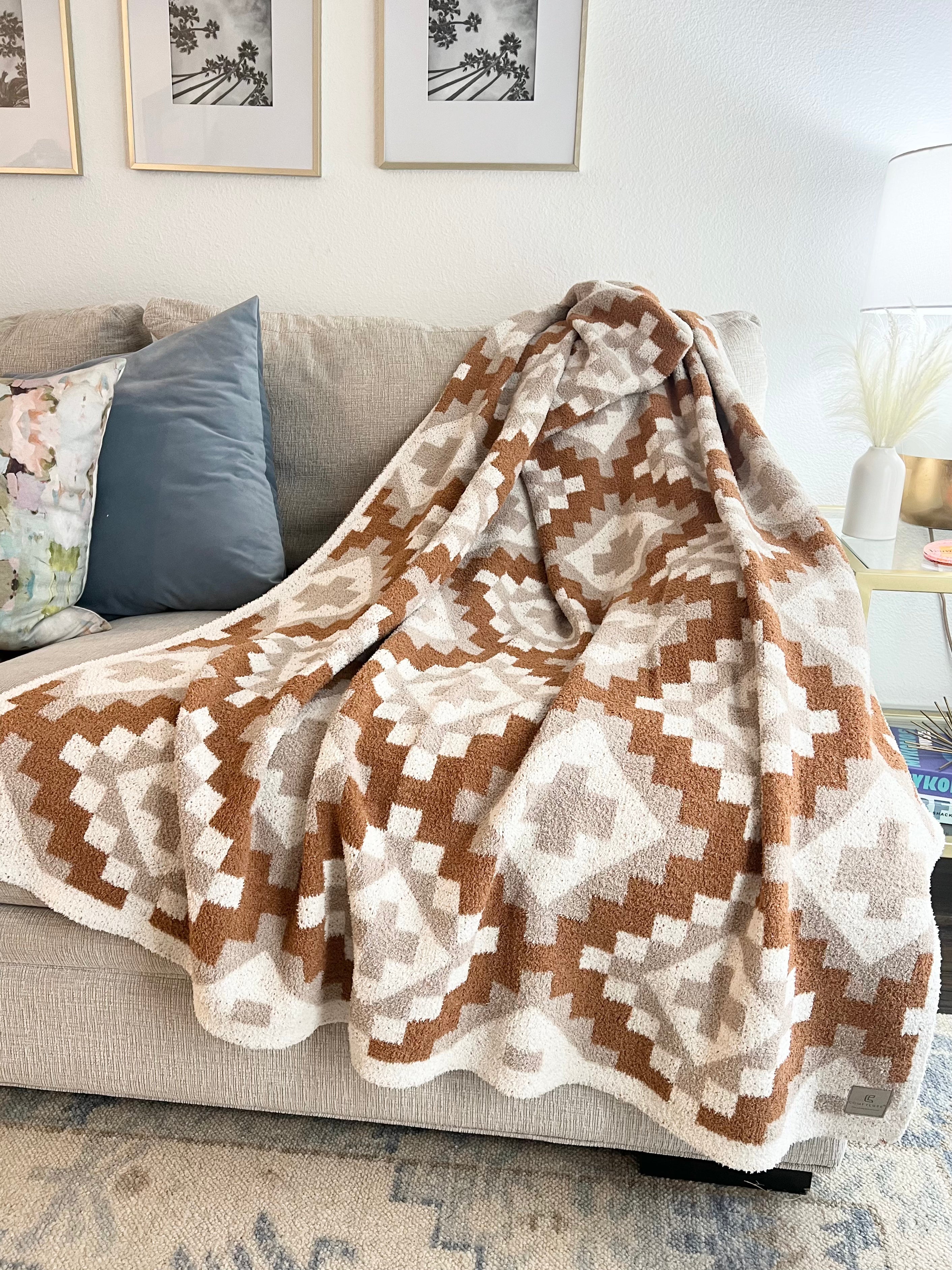 Geometric Print Blanket