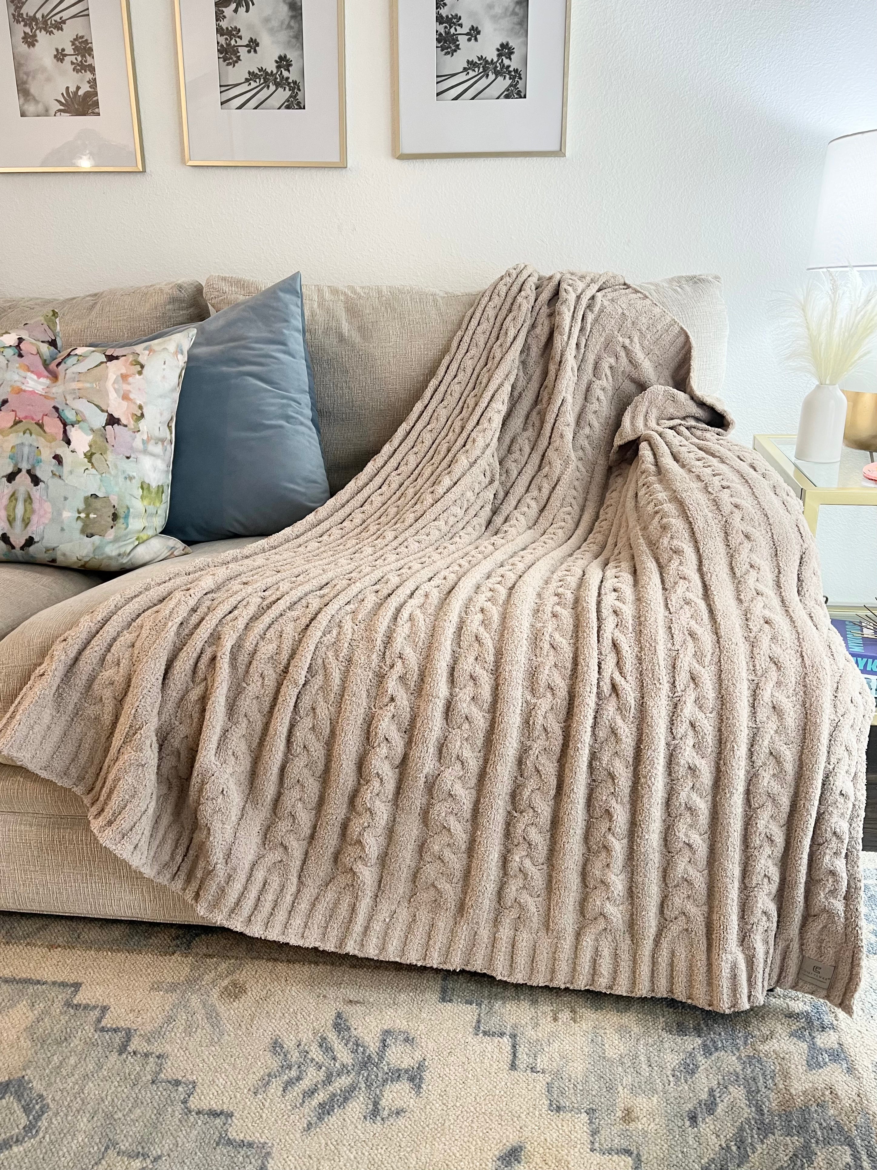 Cable Knit Blanket in Beige