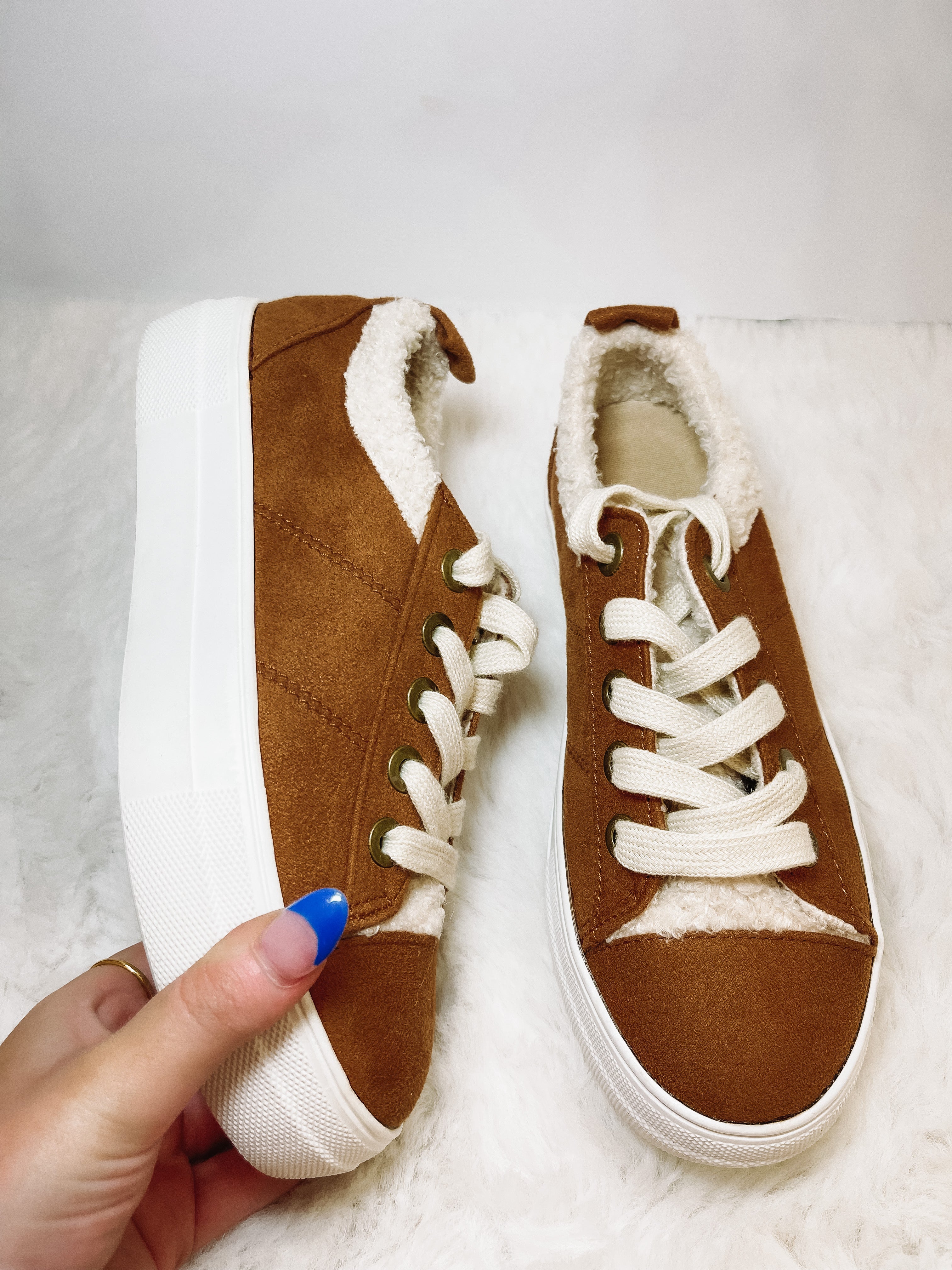 Edna Sneakers