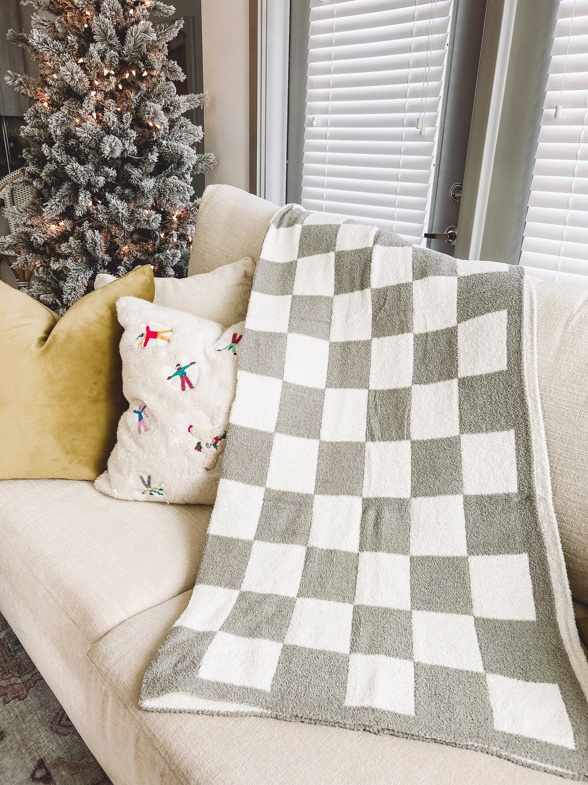 Grey Checkered Throw Blanket