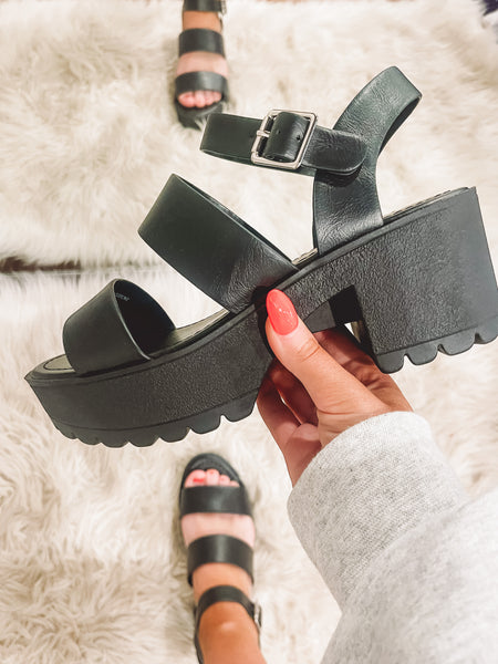 Madden girl carter on sale platform lug sandals