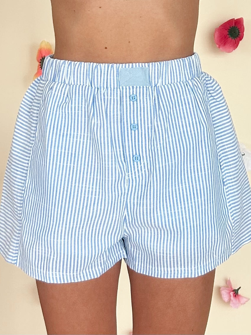 Tenisha Shorts in Blue Stripe