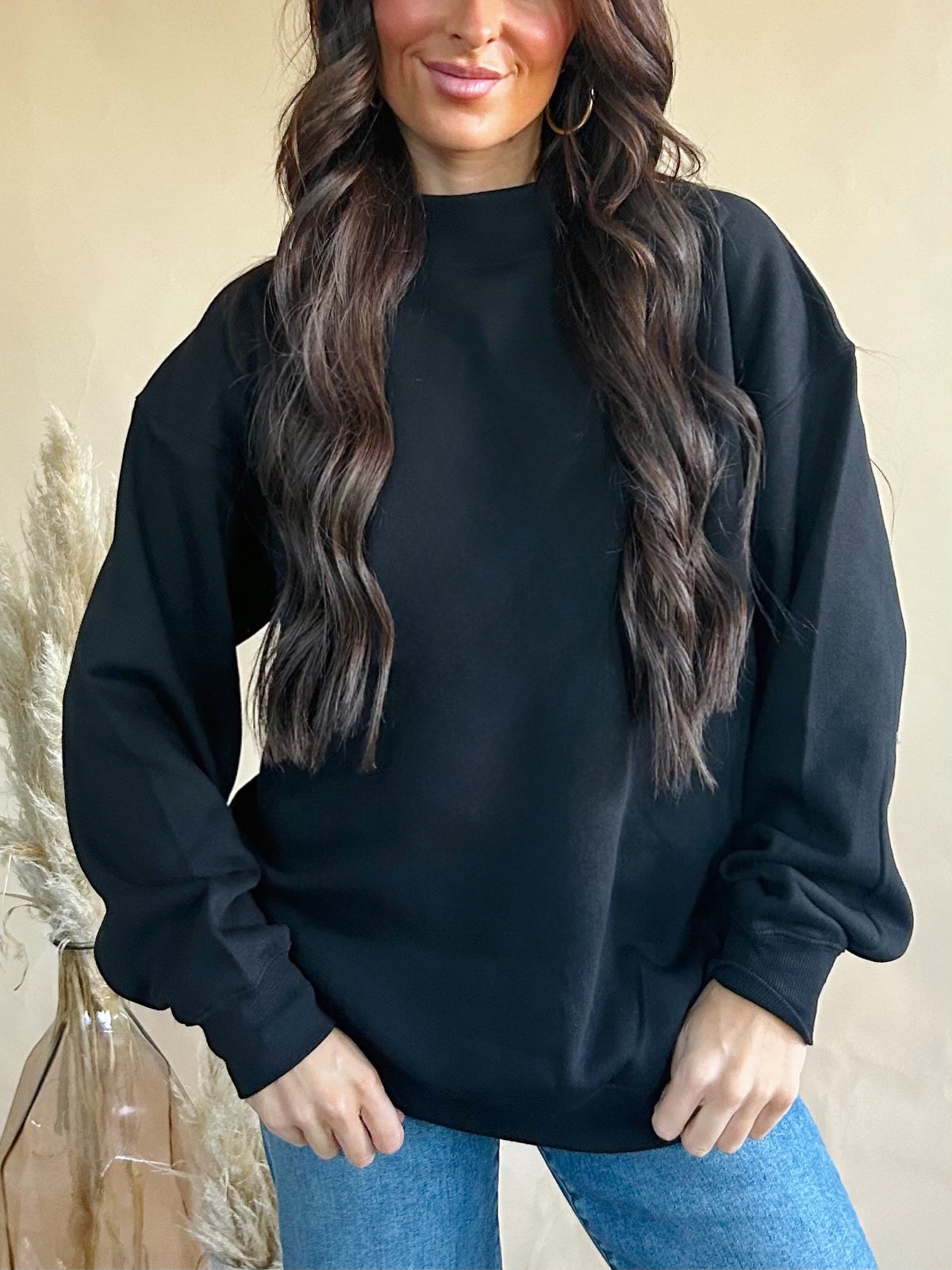 Amanda Mockneck in Black