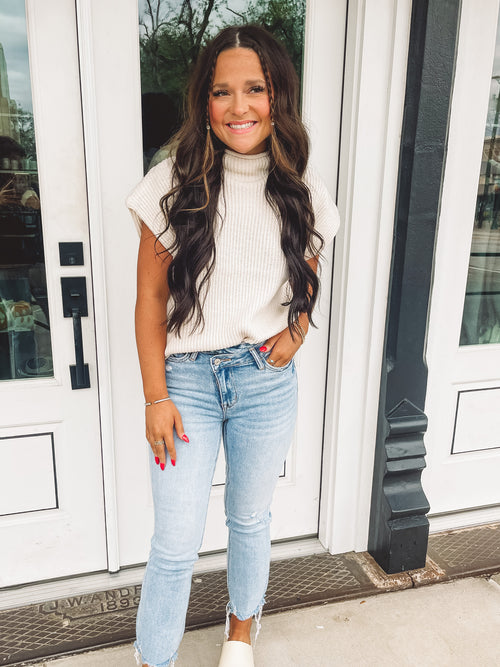 Ava Sweater Vest in Cream