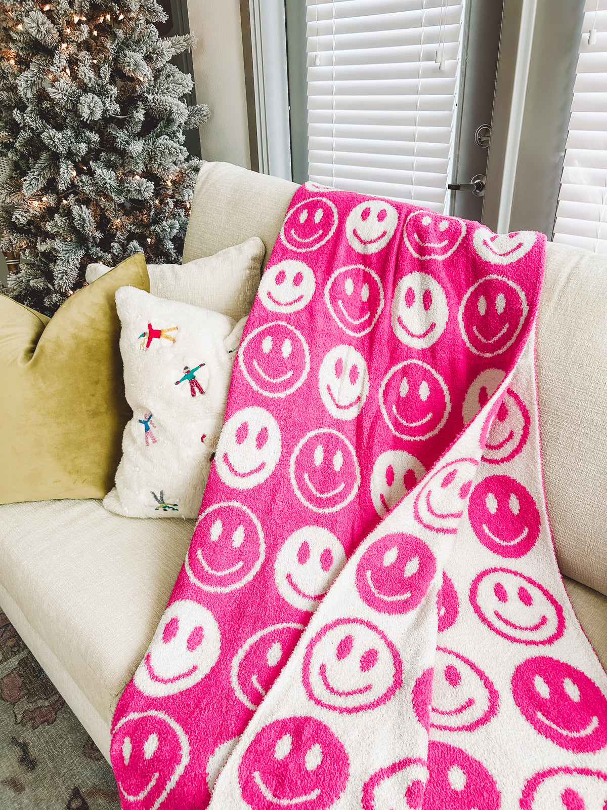 Smiley Face Blanket in Fuschia