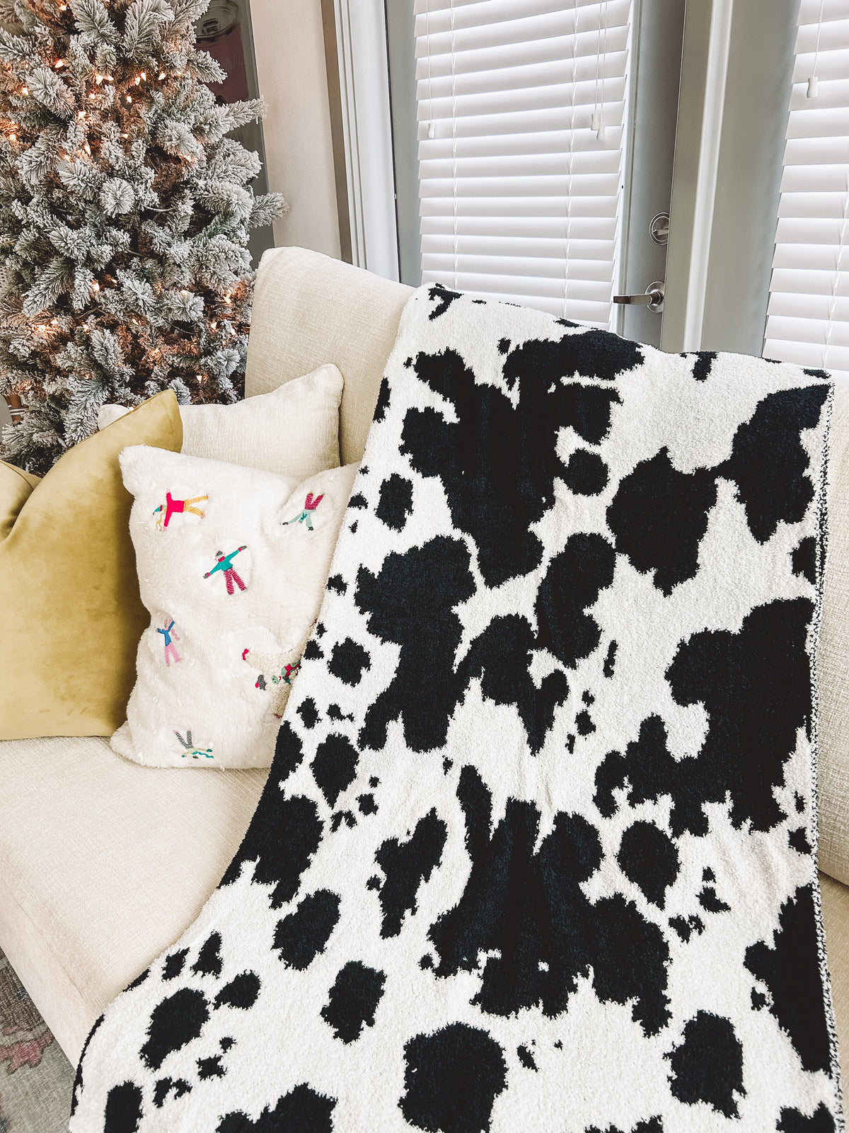 Cow Print Blanket in Black