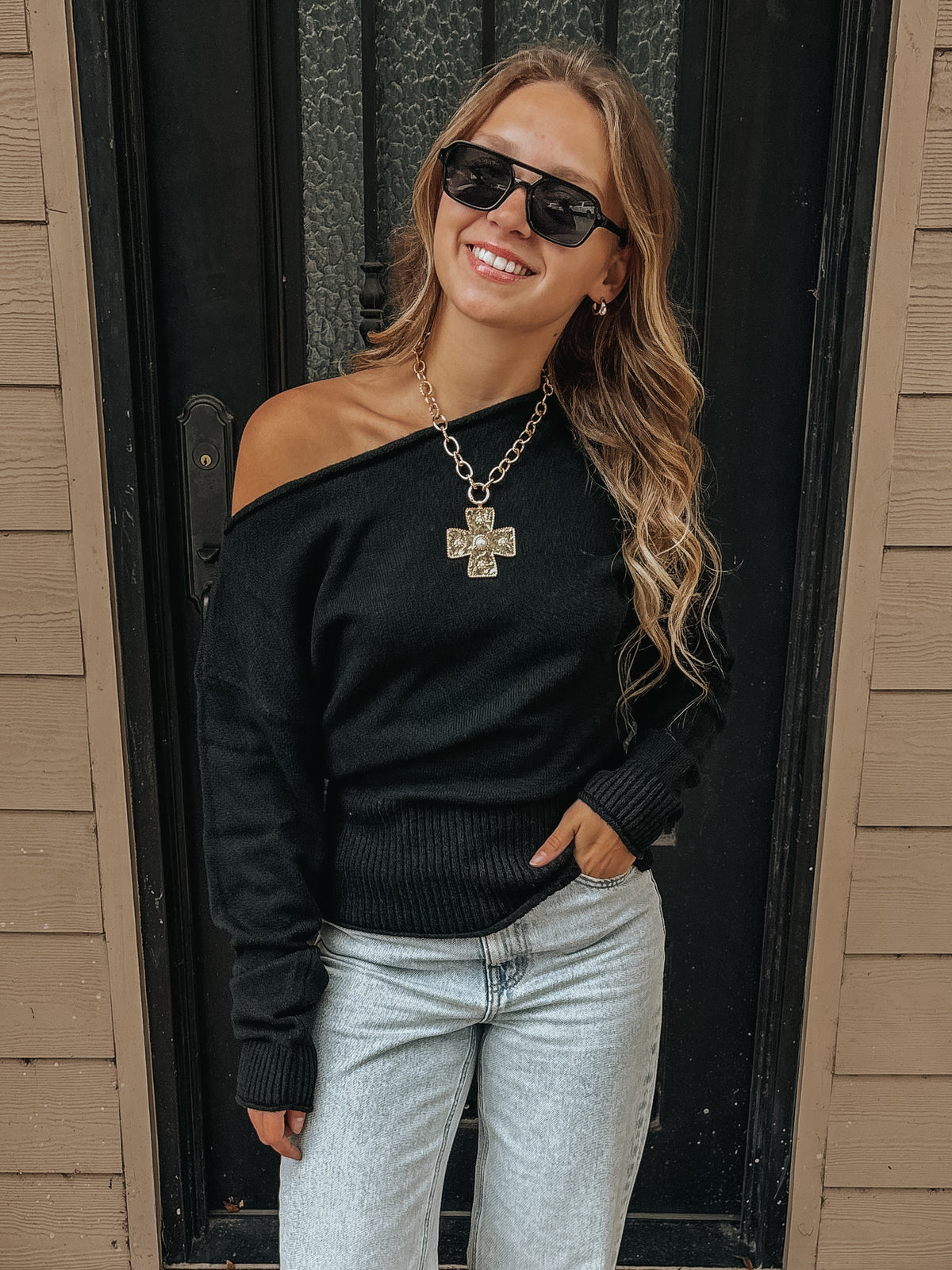 The Asia Top in Black