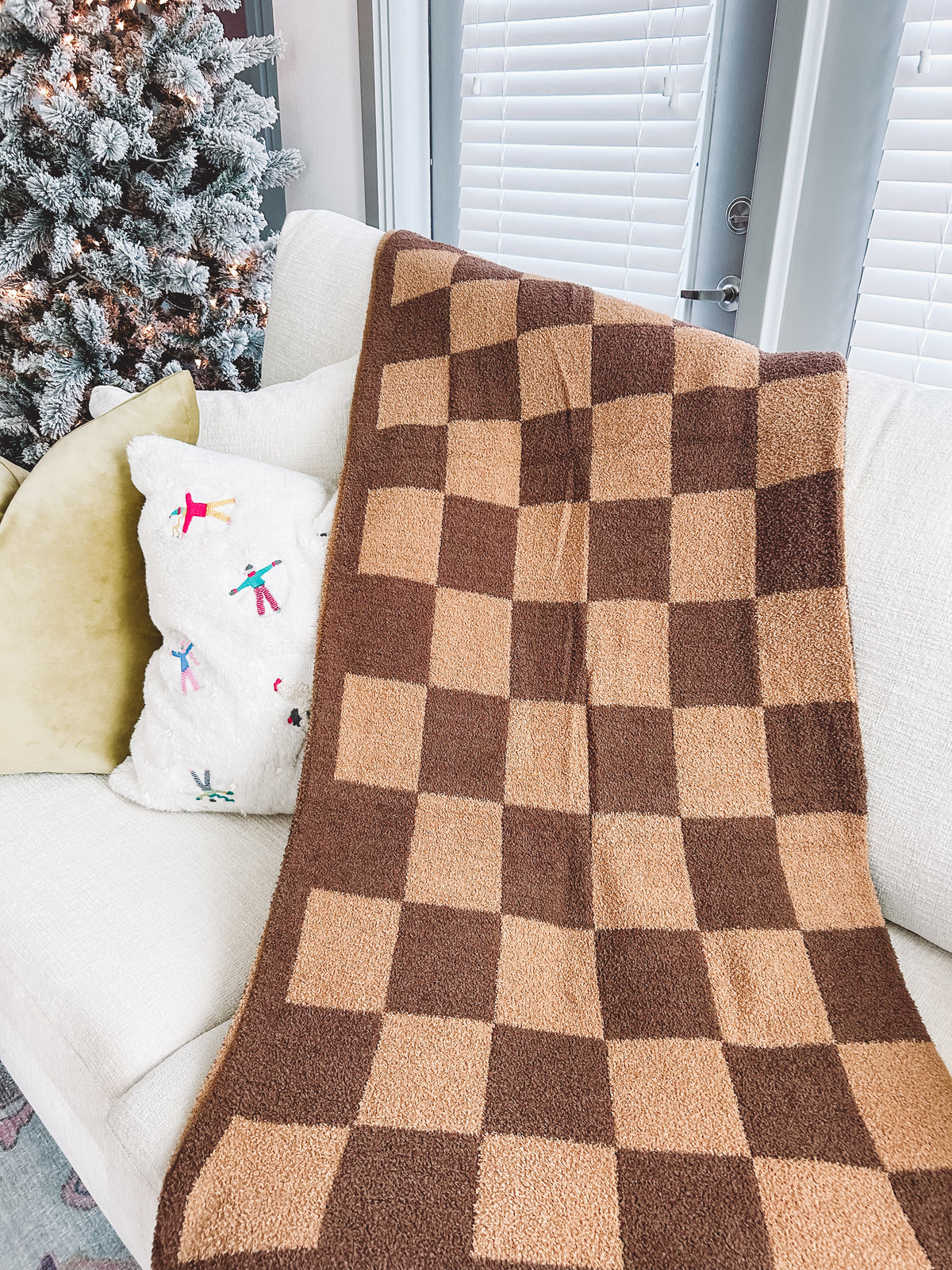 Brown Checkered Throw Blanket