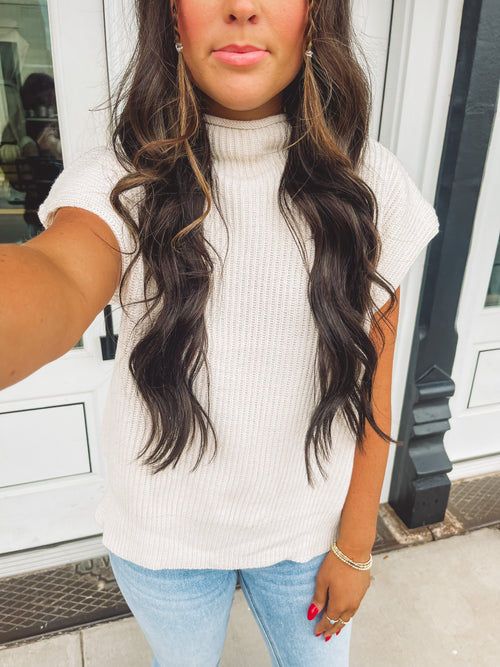 Ava Sweater Vest in Cream