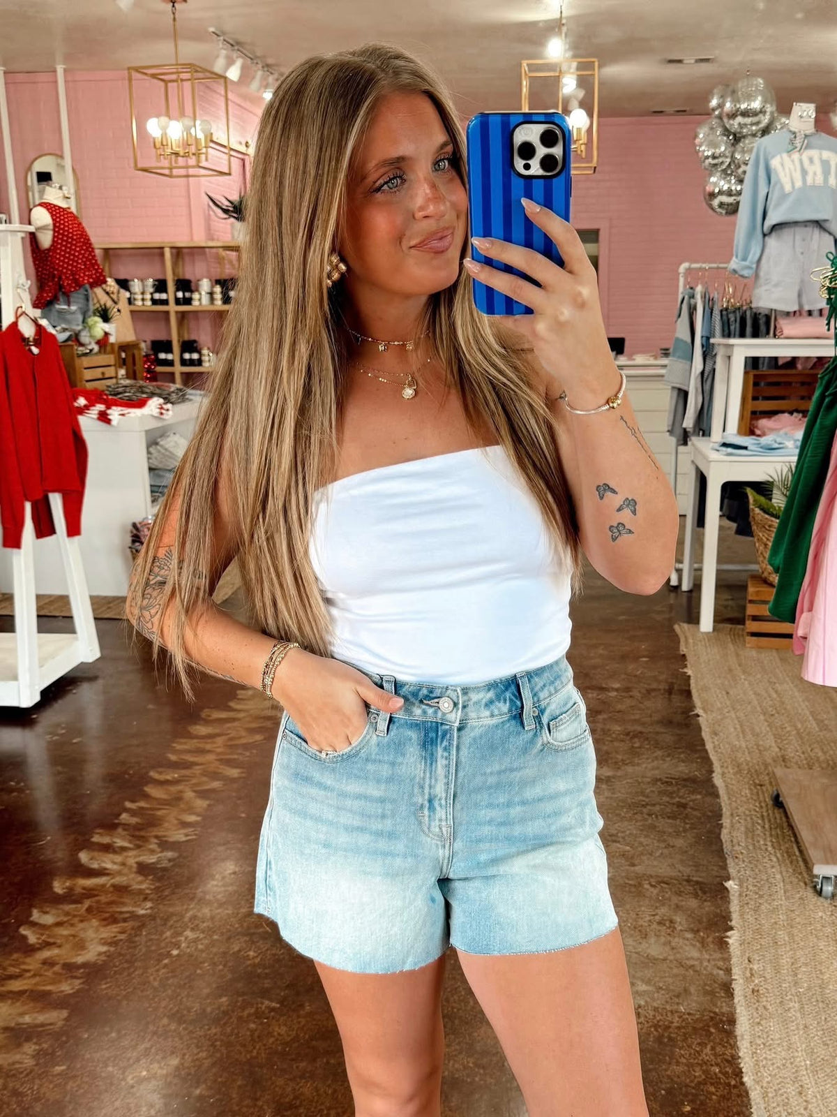The Ava Short