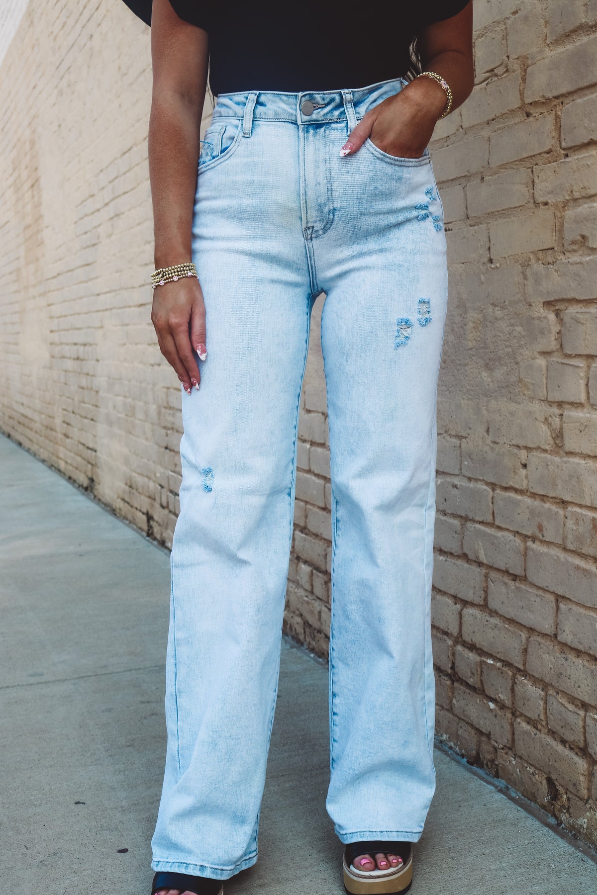 Reese Jeans in Light Wash