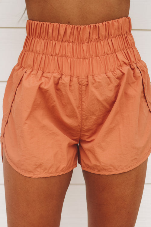 Wendy Shorts in Butter Orange